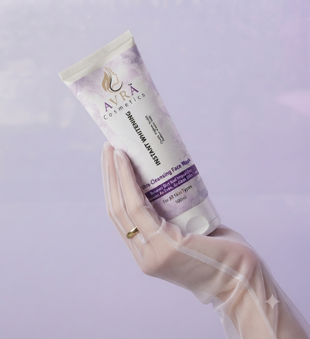 Avra Cosmetics Instant Whitening Ultra Cleansing Face Wash 100ml